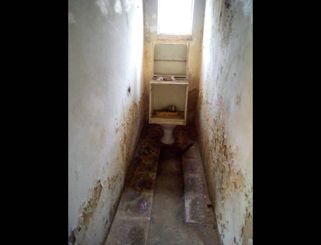 2 BEDROOM HOUSE FOR SALE IN DOBSONVILLE